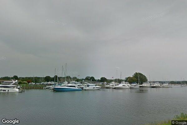 Stony Brook Eastern Long Island Hosp